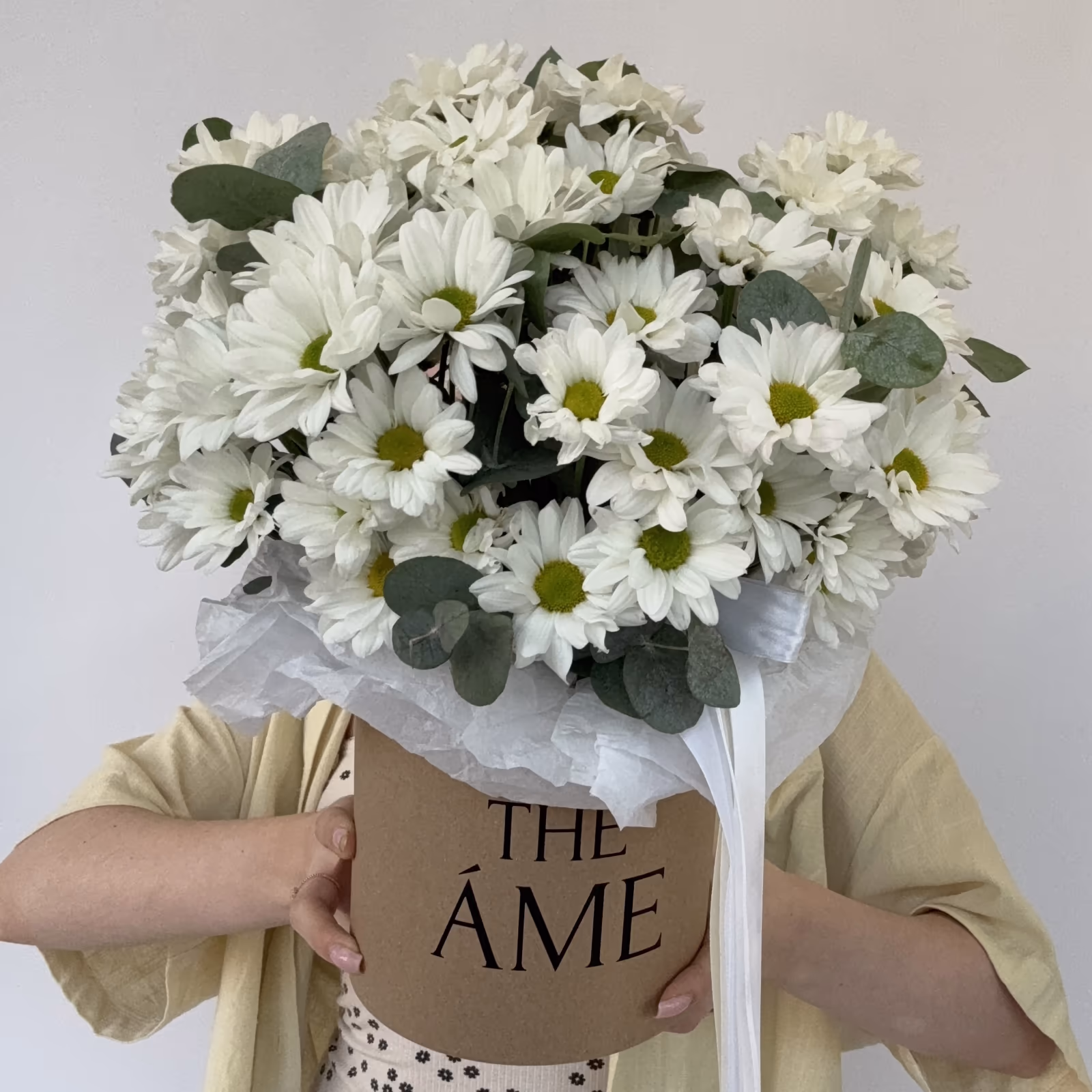 Коробка с цветами «Нежное дыхание» — THE ÁME Flowers